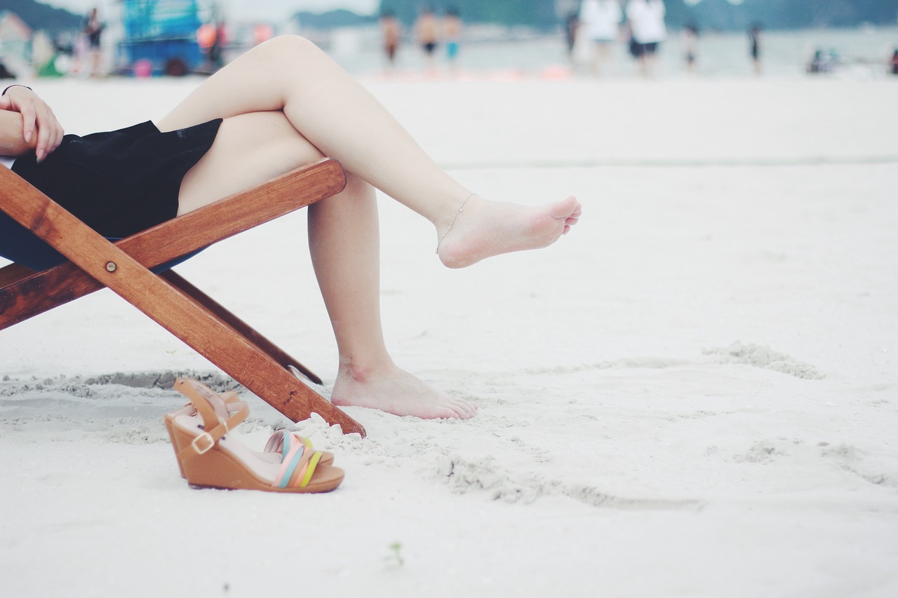 beach beach chair feet free photo
