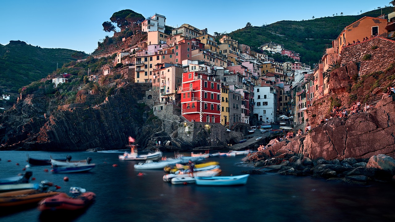 beach boats buildings free photo