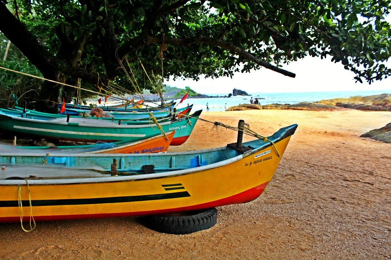 beach boat gokarna free photo