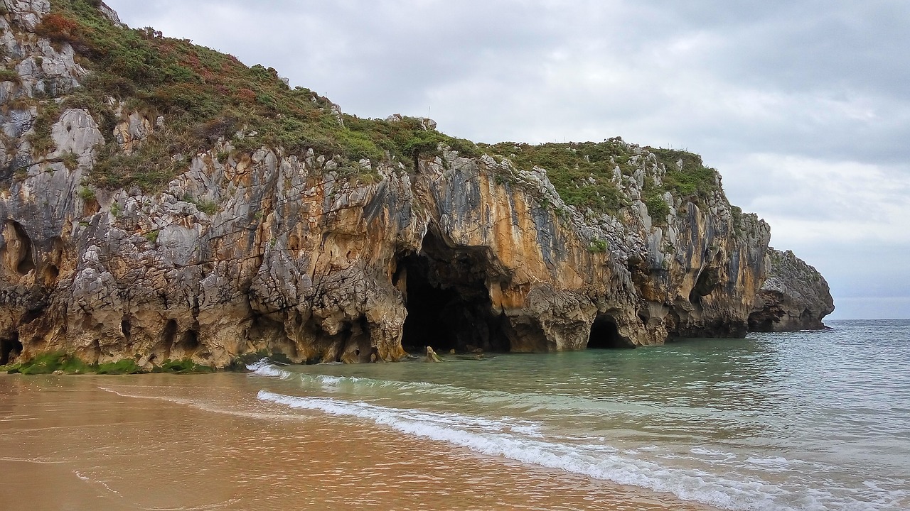 beach asturias cave free photo