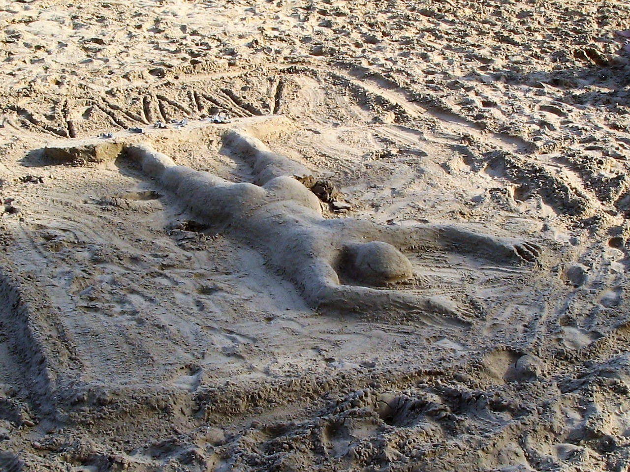 beach sand sculpture free photo