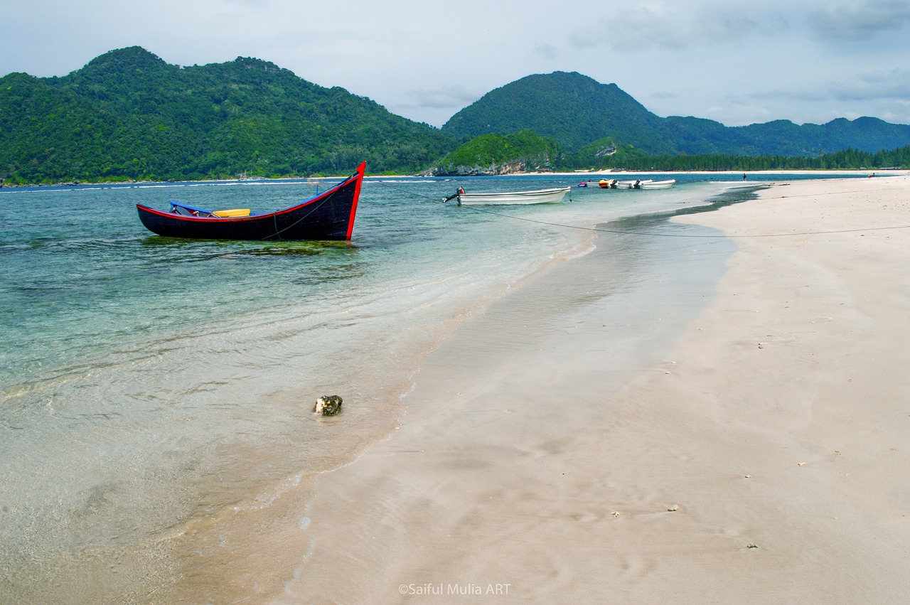 beach peace boat free photo