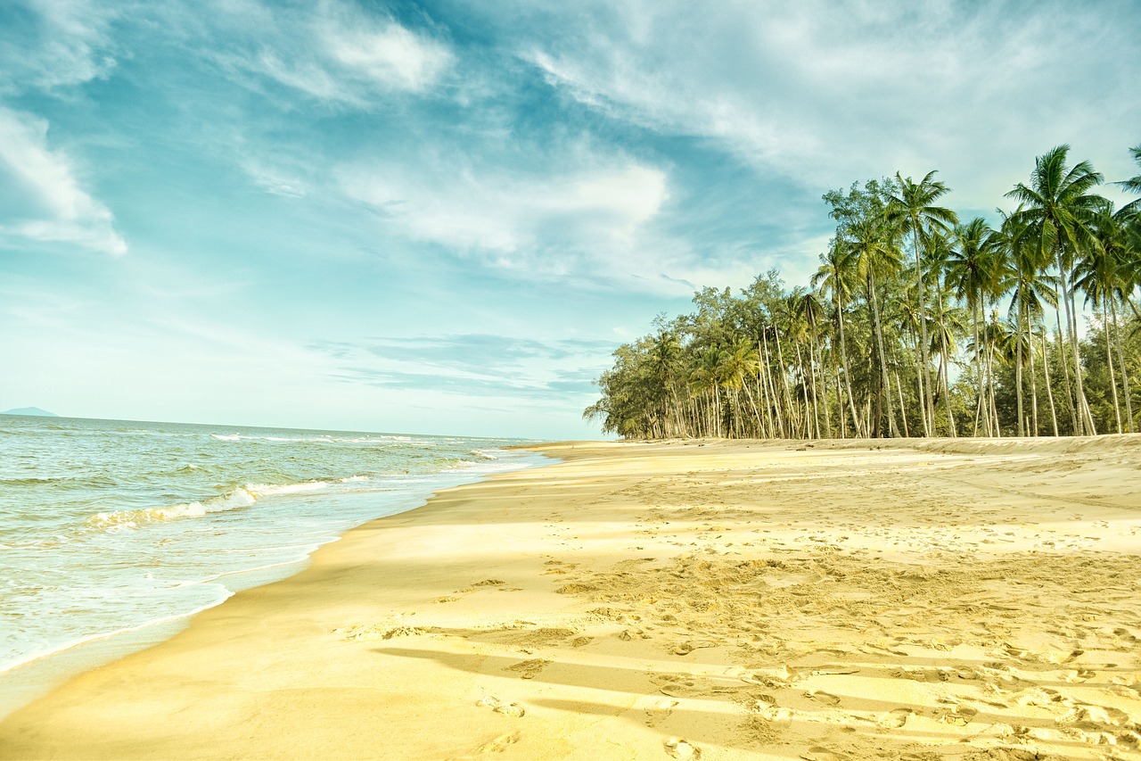 beach sky travel free photo