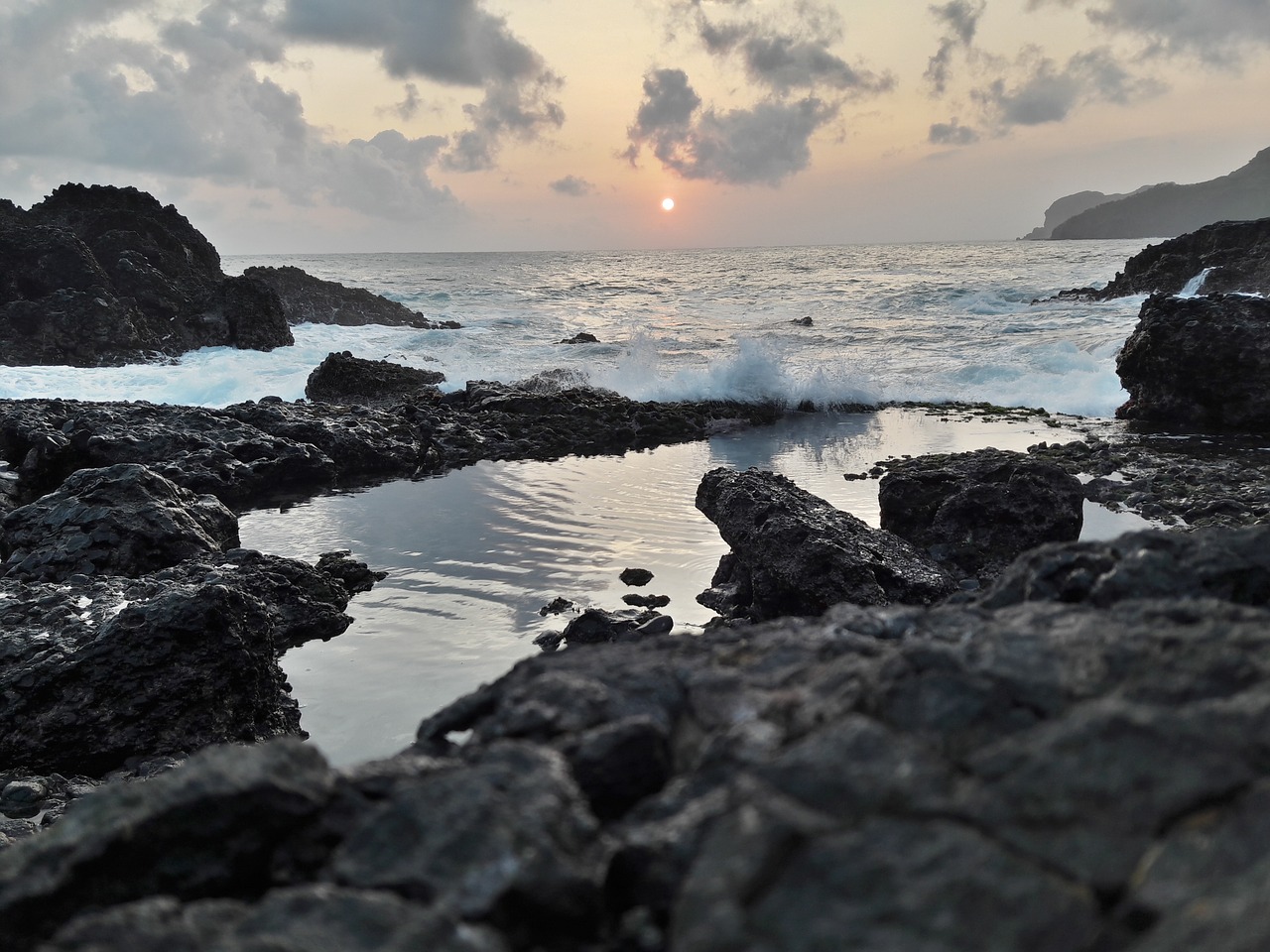 beach sunset sea free photo