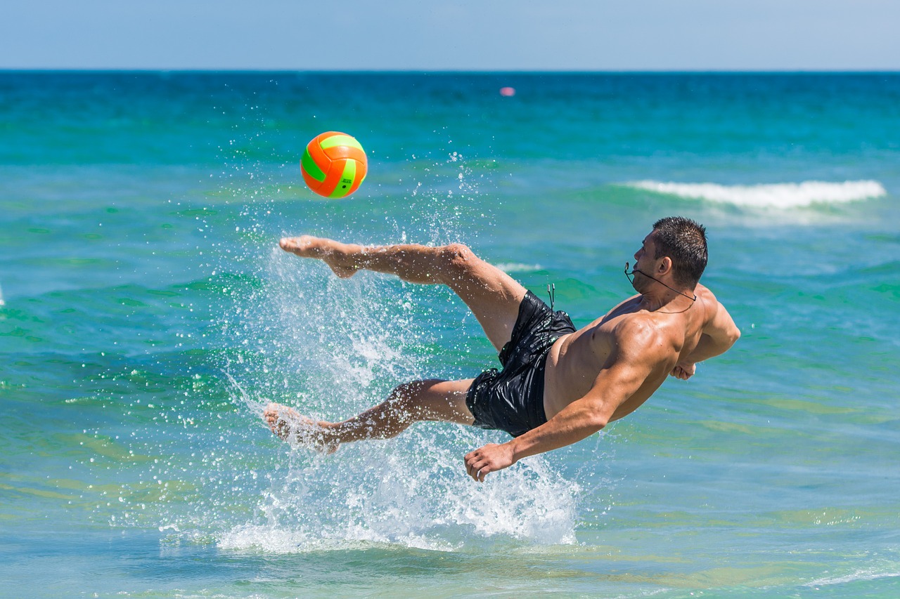 beach footbal sea free photo