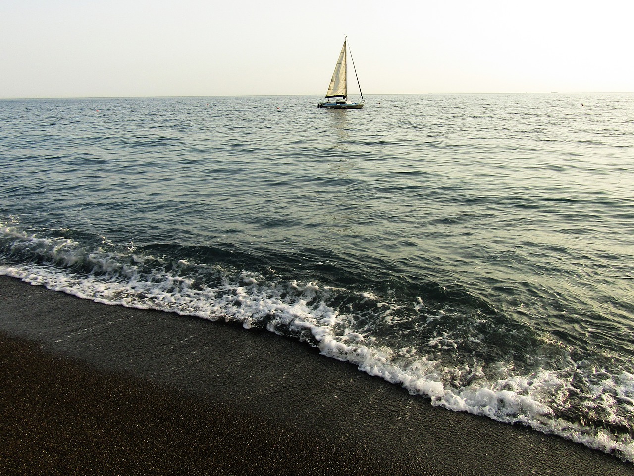 beach sea sailing boat free photo