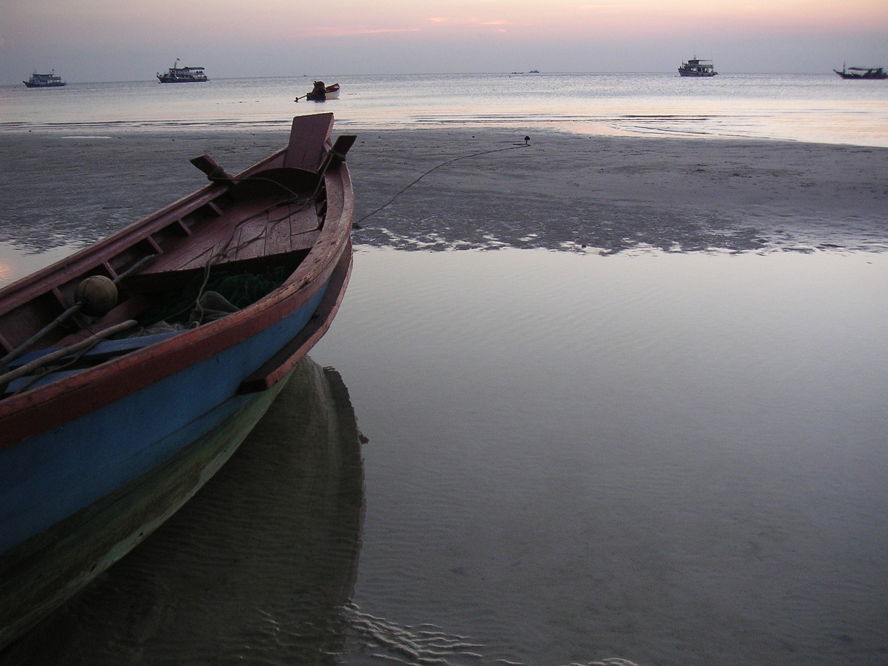 beach ebb boot free photo