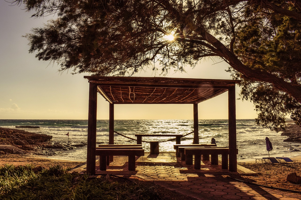 beach afternoon kiosk free photo