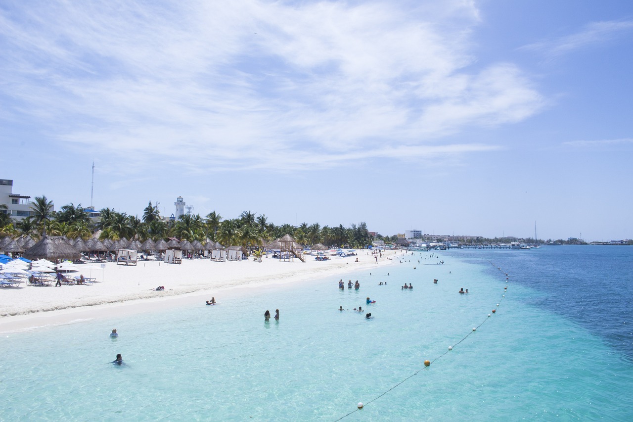 beach tourists caribbean free photo