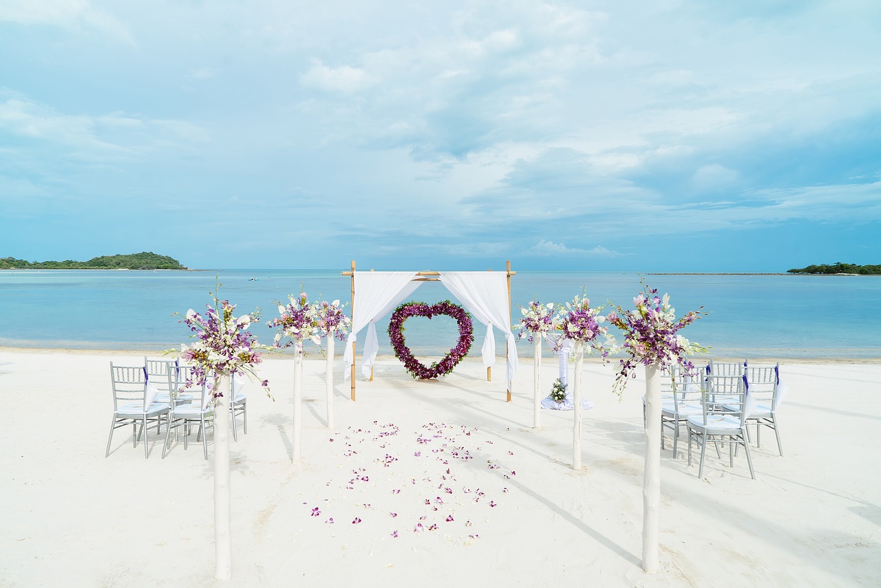 beach wedding venue free photo