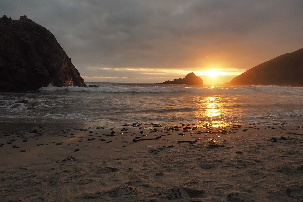 beach  sunset  sea free photo