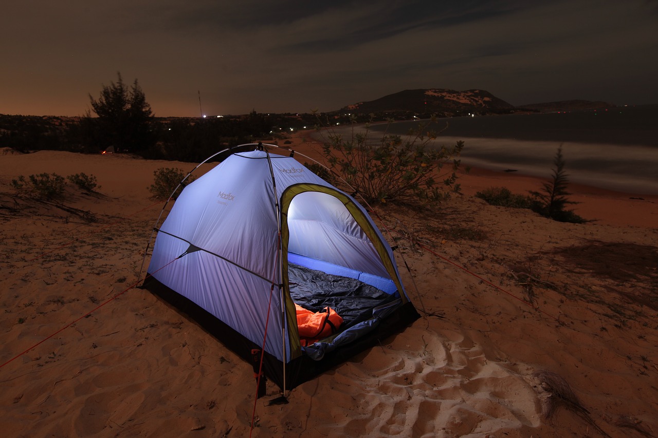 beach  camping  tent free photo