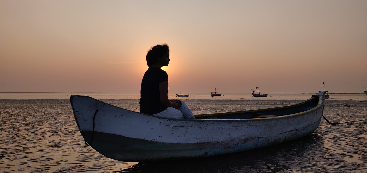 beach  sunset  boat free photo