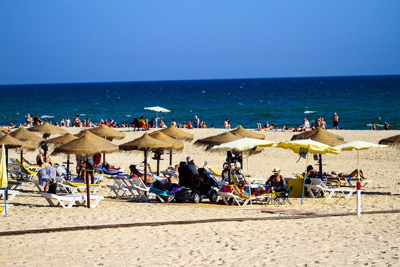 beach  monte gordo  summer free photo