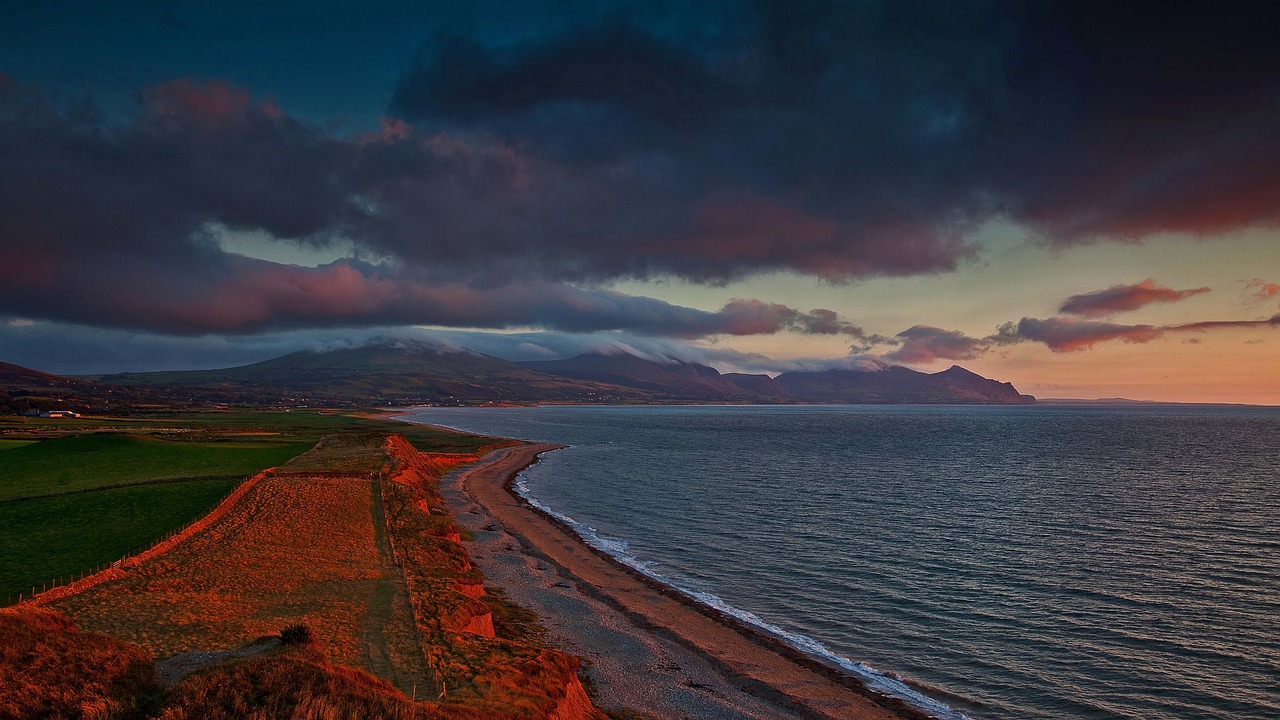 beach  cloud  evening free photo