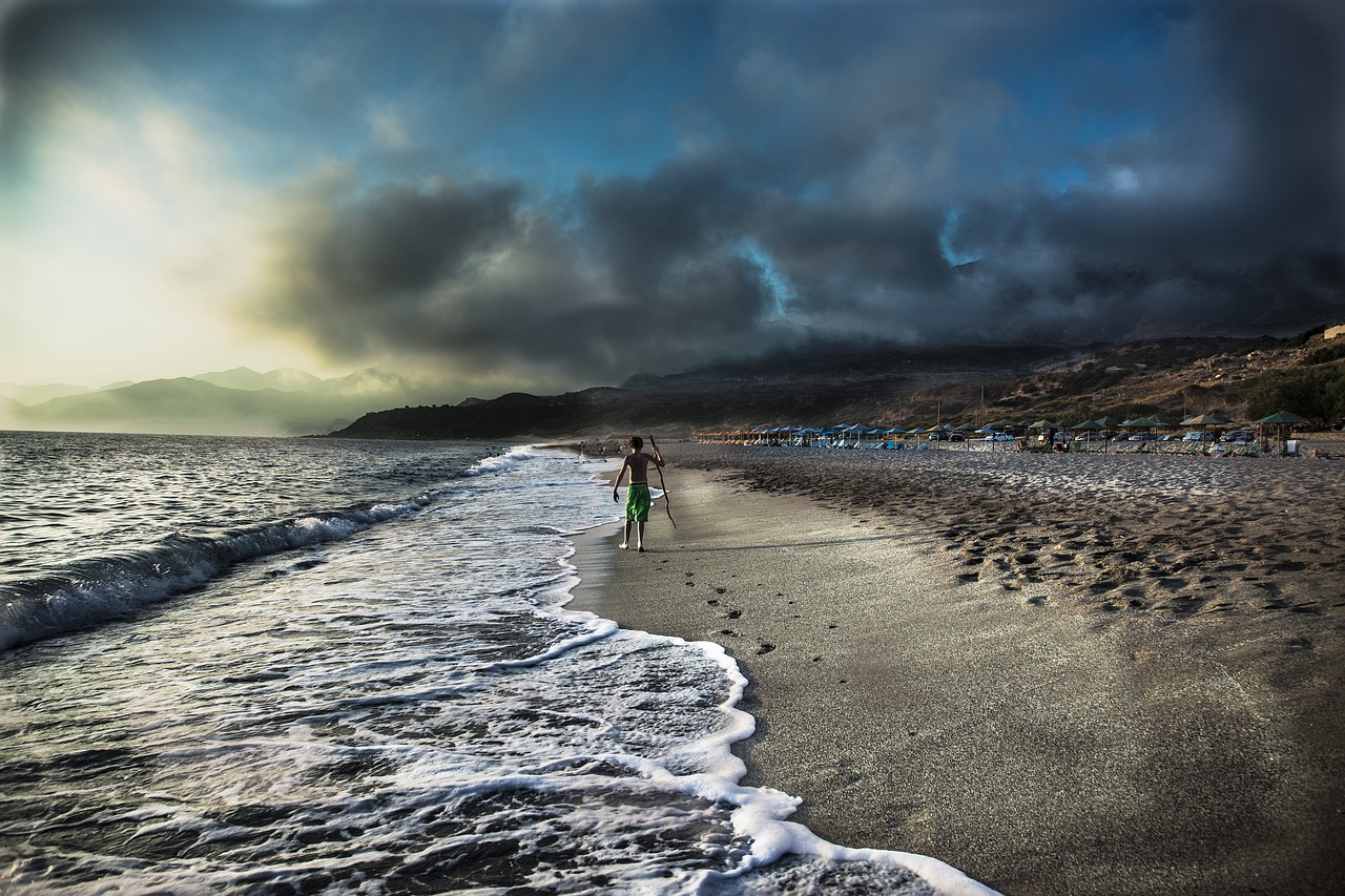 beach  child  sea free photo