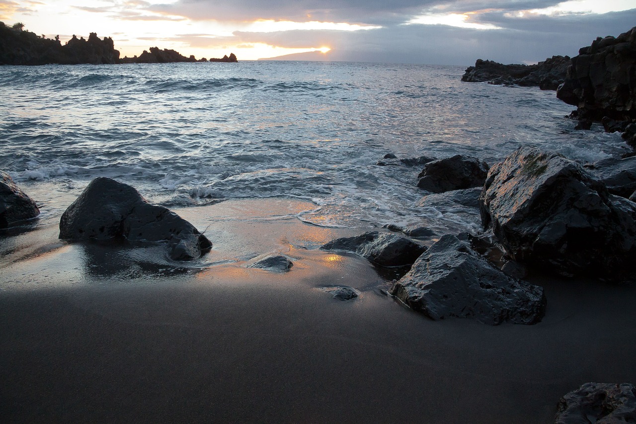 beach booked sand free photo