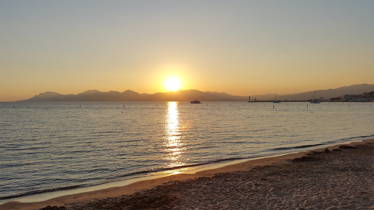 beach sunset cannes free photo