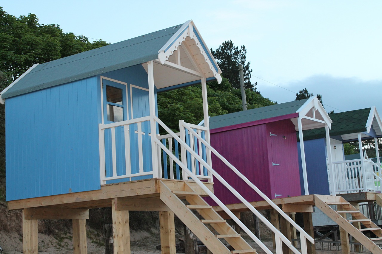 beach huts travel free photo