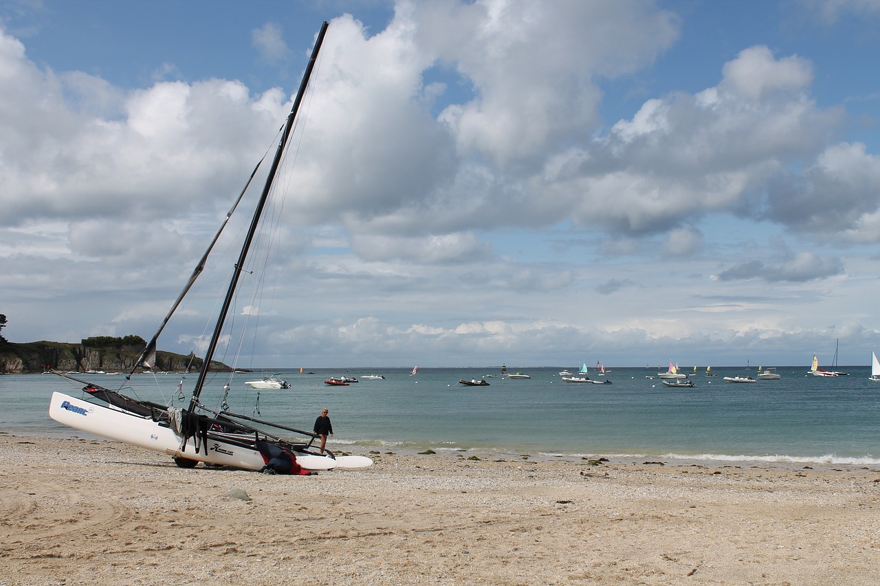 beach sailing brittany free photo