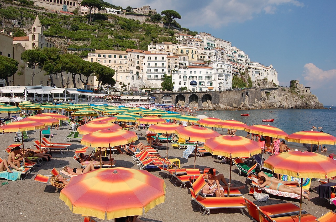 beach italy parasols free photo