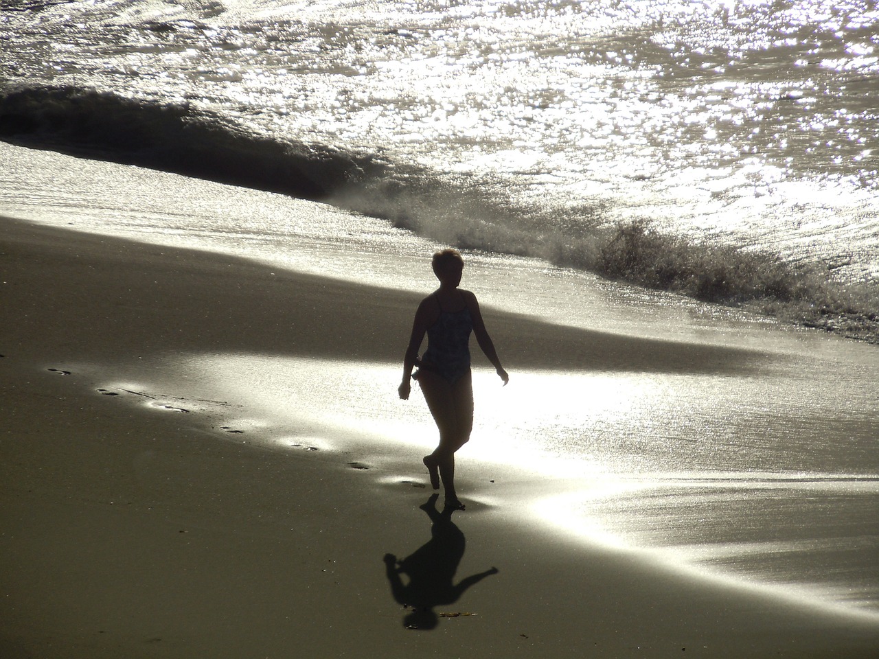 beach surf woman free photo