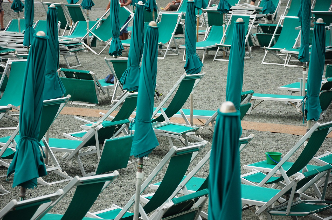 beach bonassola umbrellas free photo