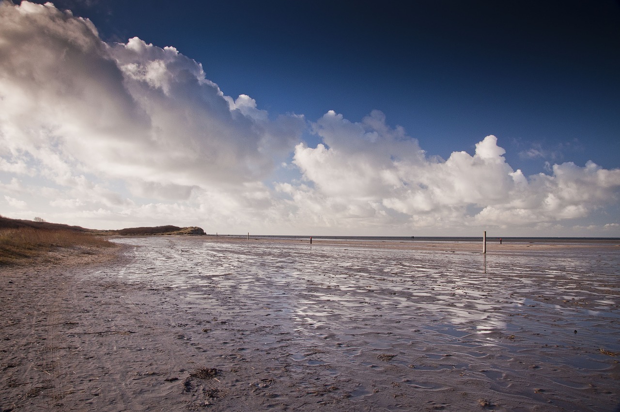 Beach,clouds nature,background,ocean,landscape - free image from ...