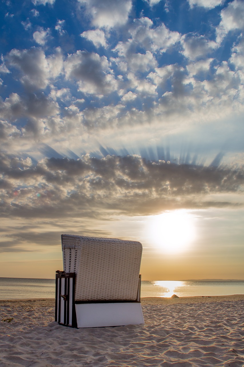 beach chair heringsdorf island free photo
