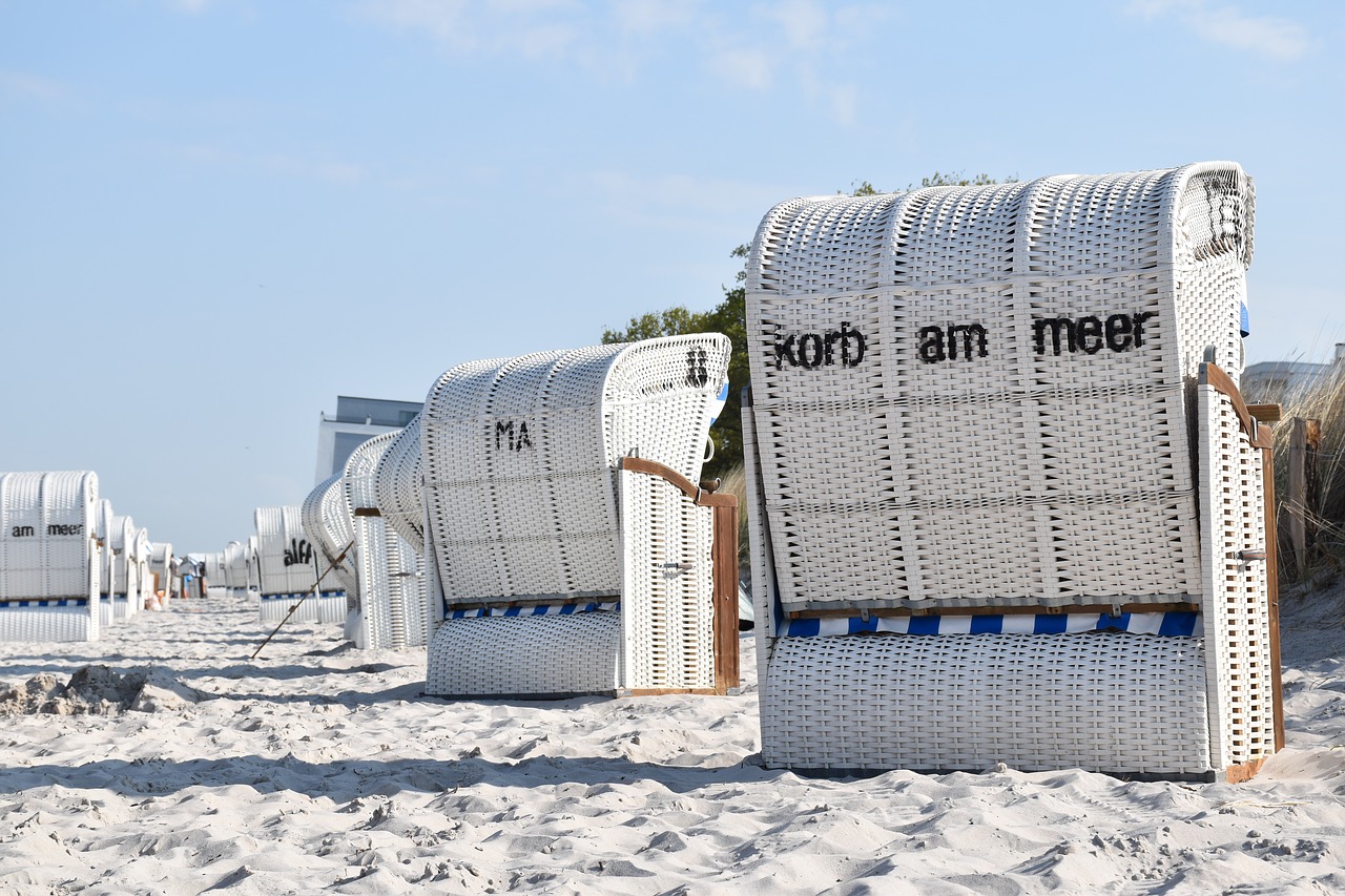 beach chair  beach  clubs free photo