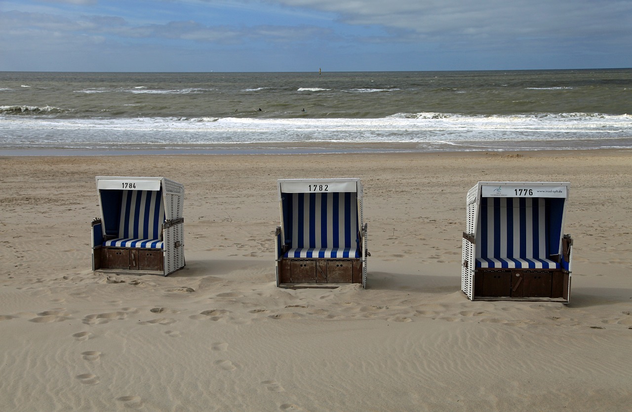 beach chair sea clubs free photo