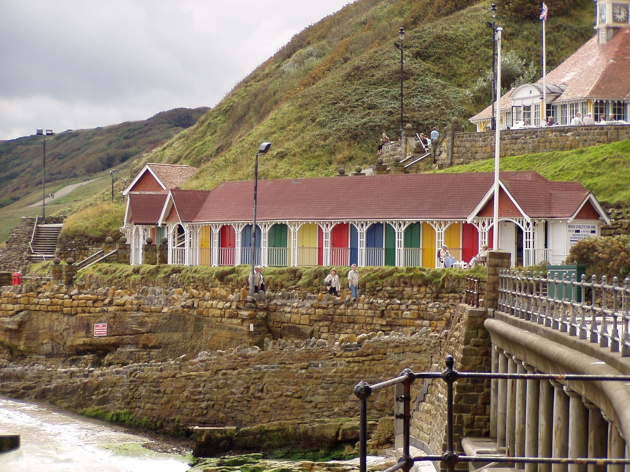 beach cottage colorful england free photo