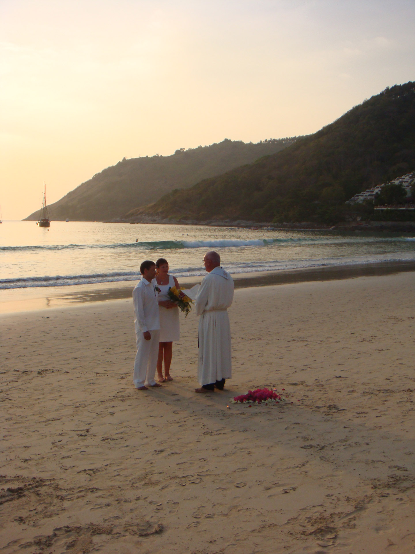beach wedding thailand free photo