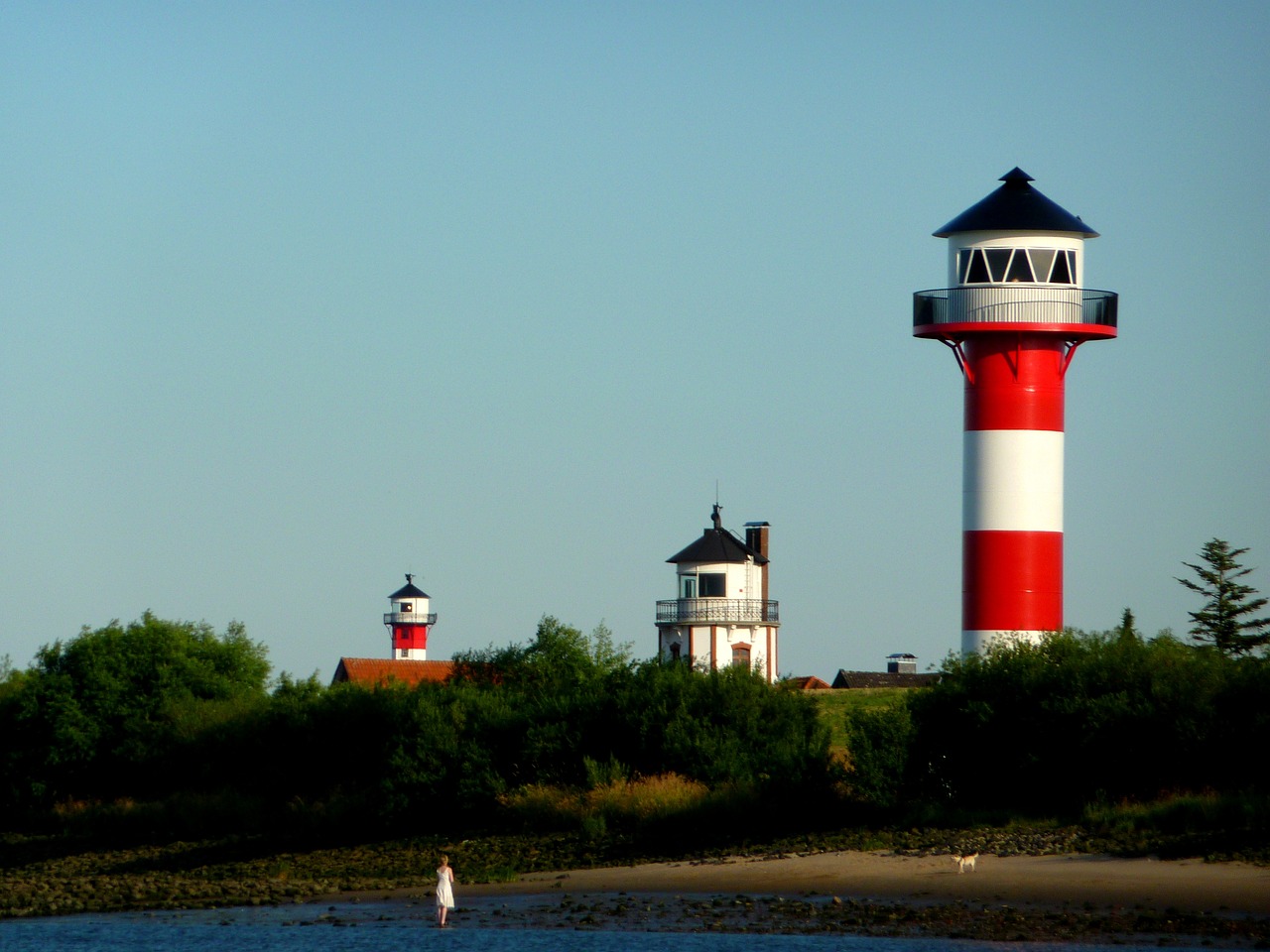 beacon seafaring lighthouse free photo
