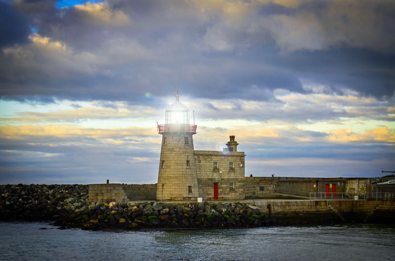 beacon lighthouse coast free photo