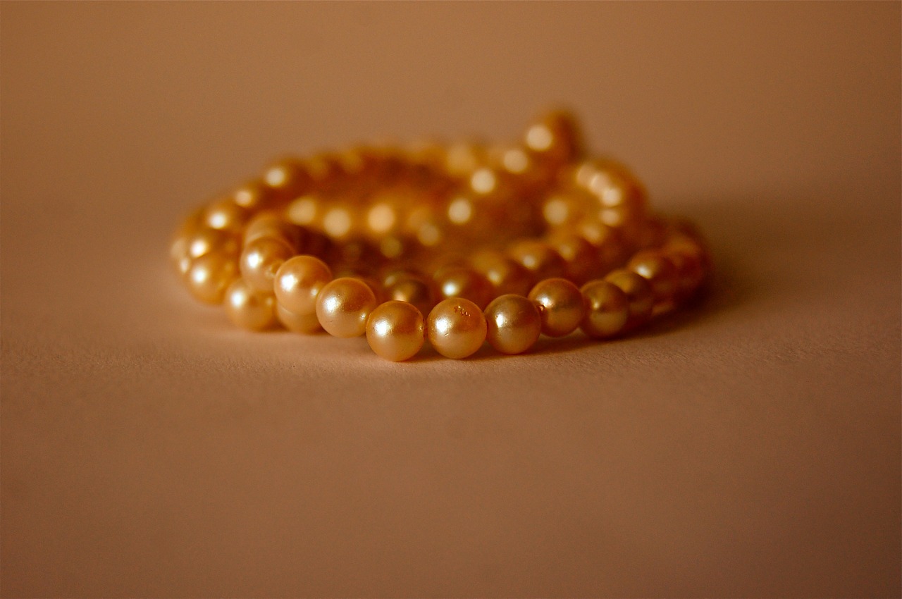 beads jewellery valuable free photo