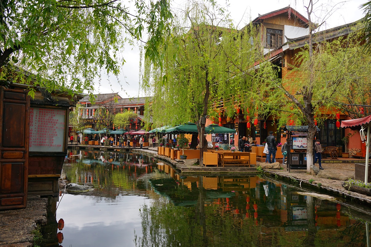 beam river the ancient town rain free photo