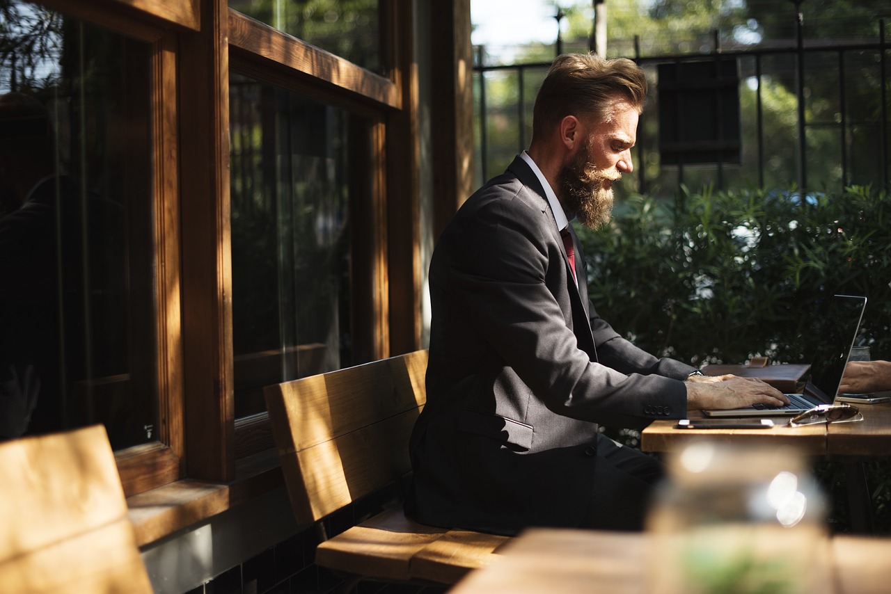 beard break business free photo