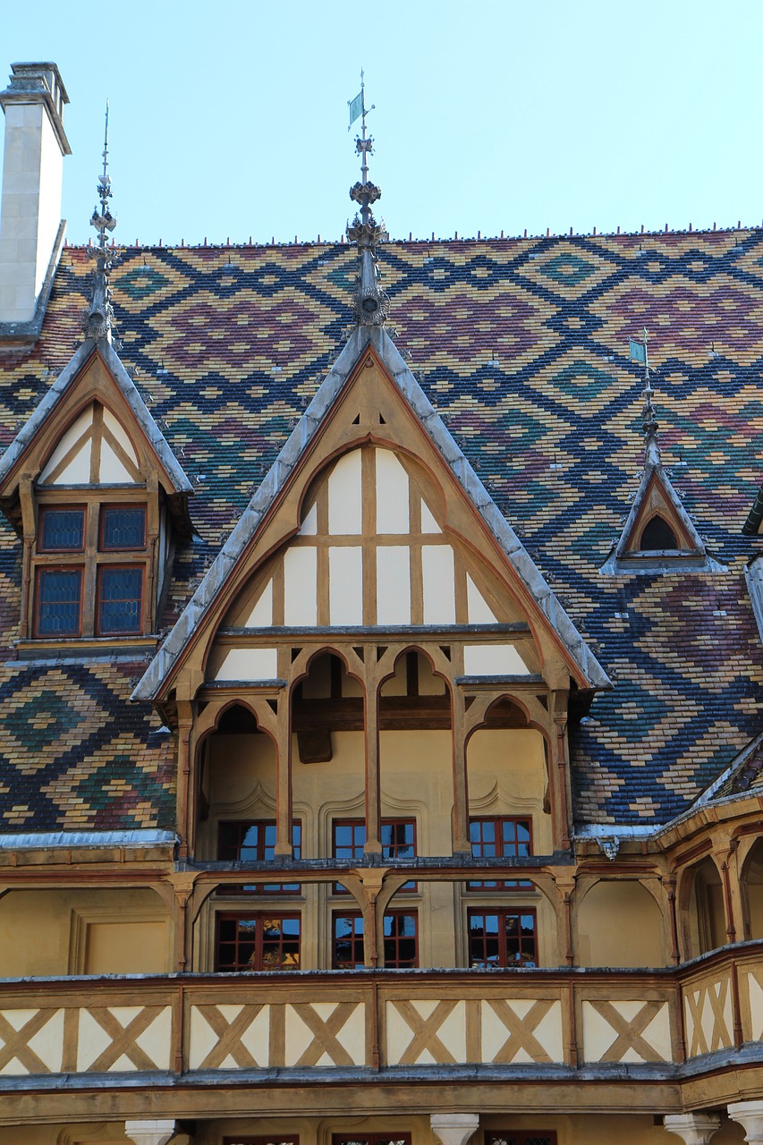 beaune  the hospices de beaune  roofing free photo