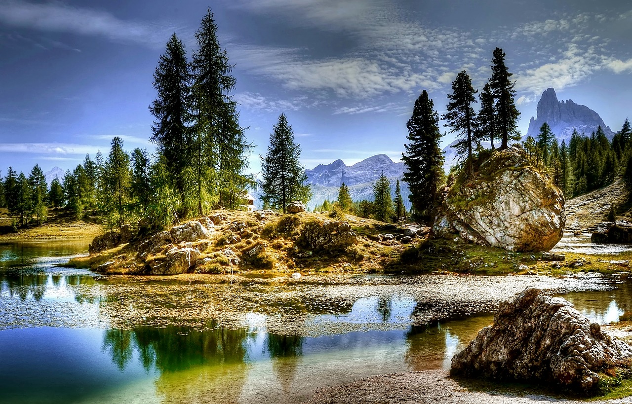 becco mezzodi dolomites mountains free photo