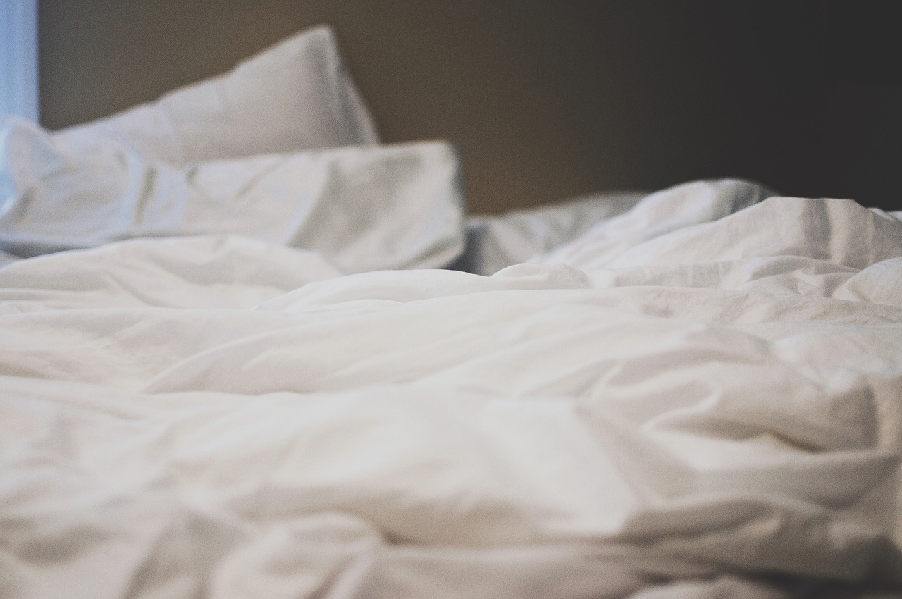 bed sheets pillows free photo