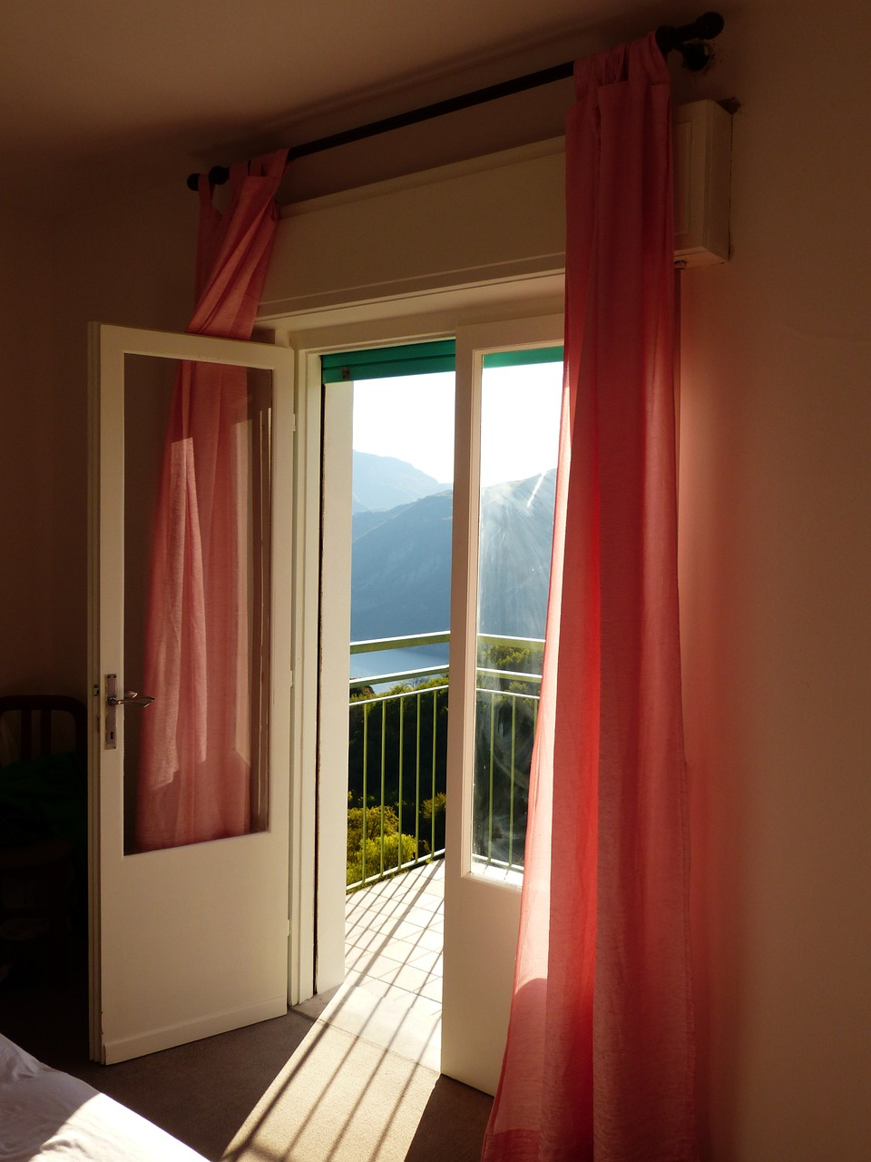 bedroom balcony door free photo