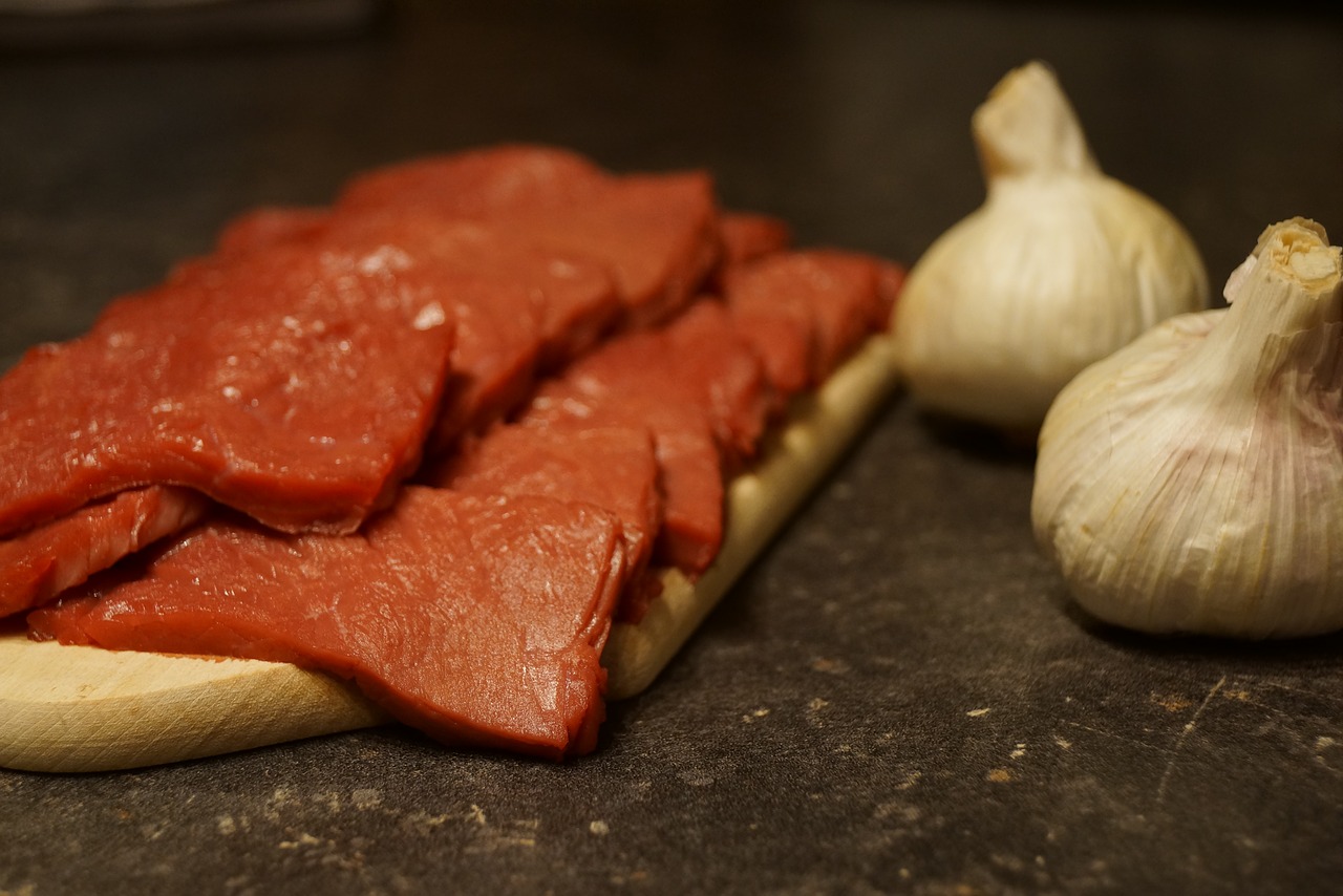 beef  garlic  eat free photo