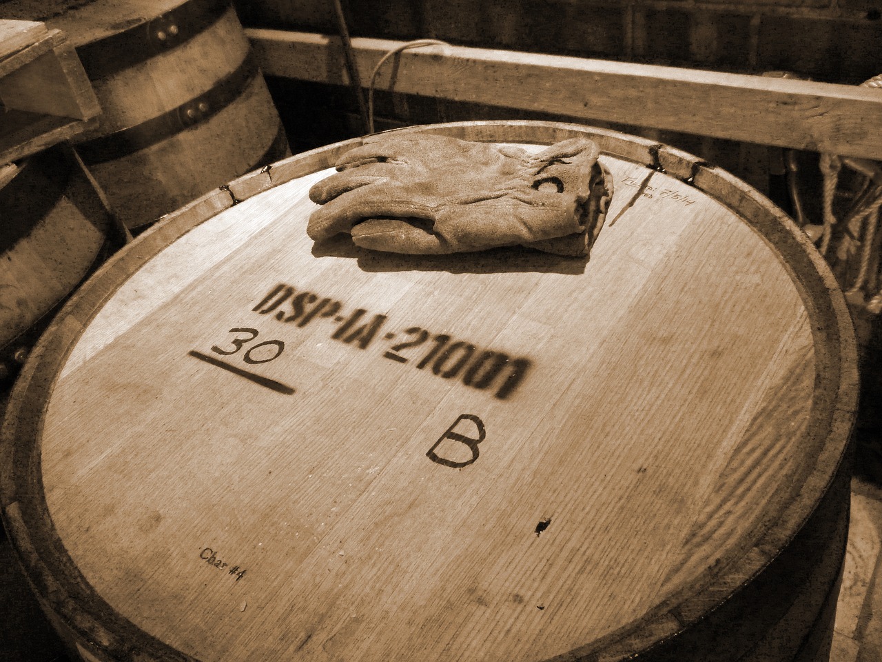 beer barrel distillery free photo