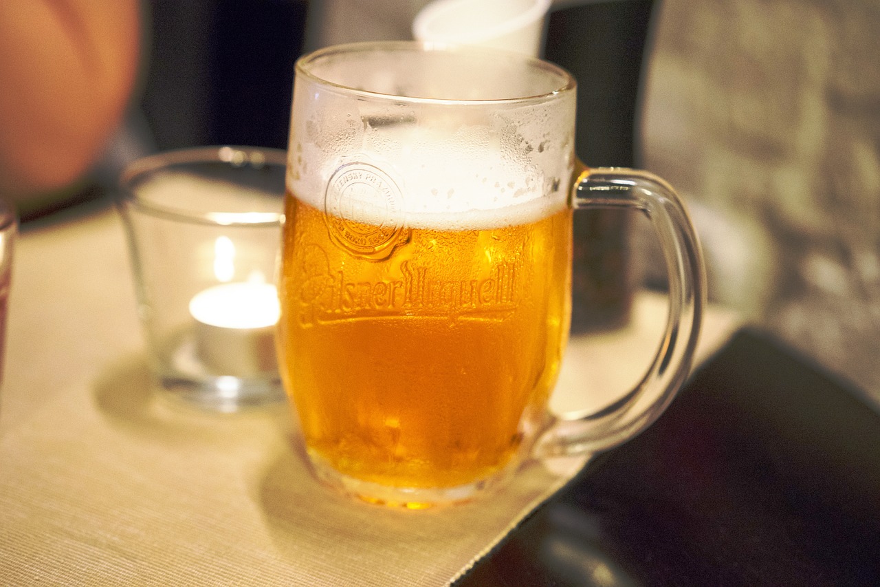 beer glass alcoholic free photo
