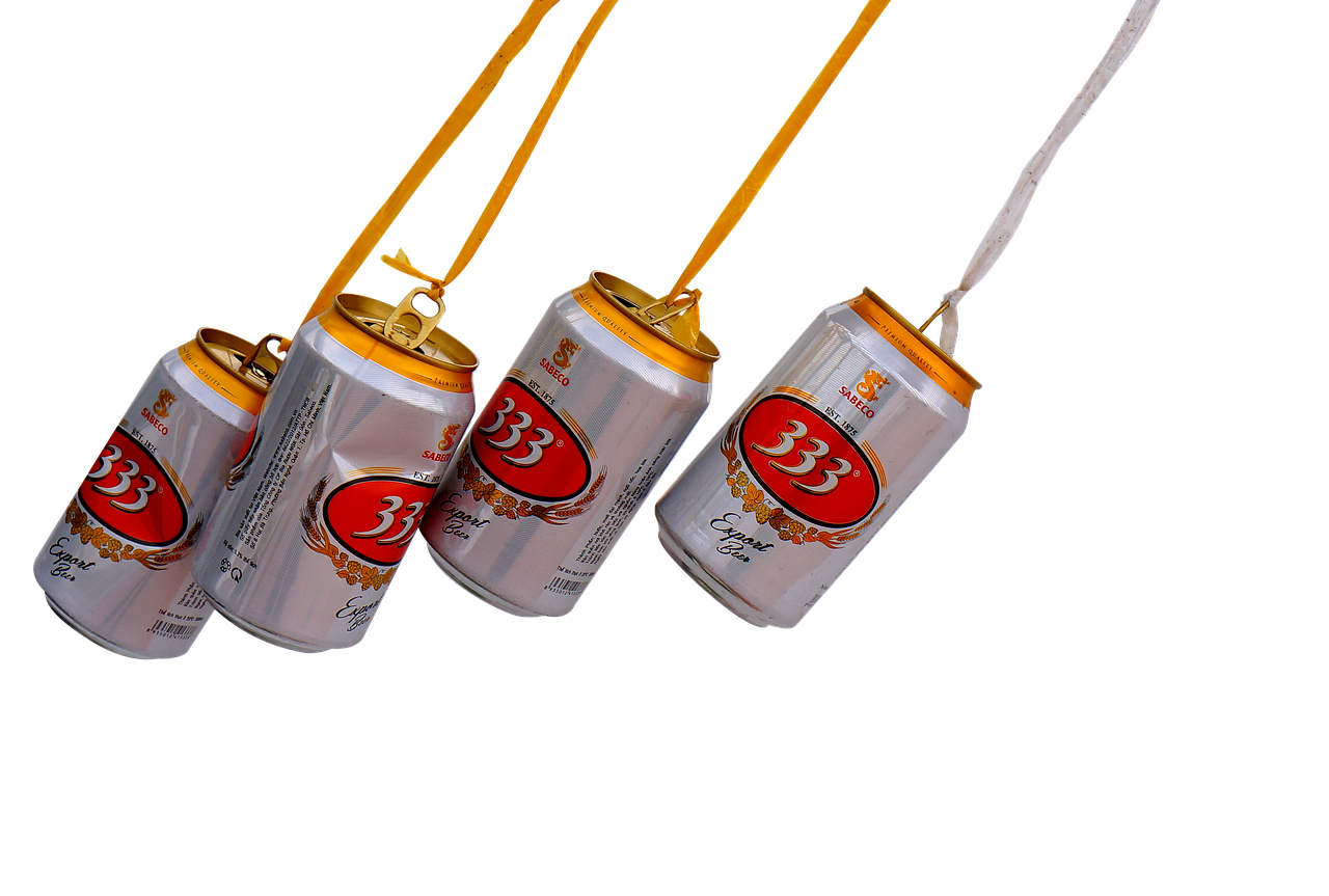 beer cans 333 background free photo