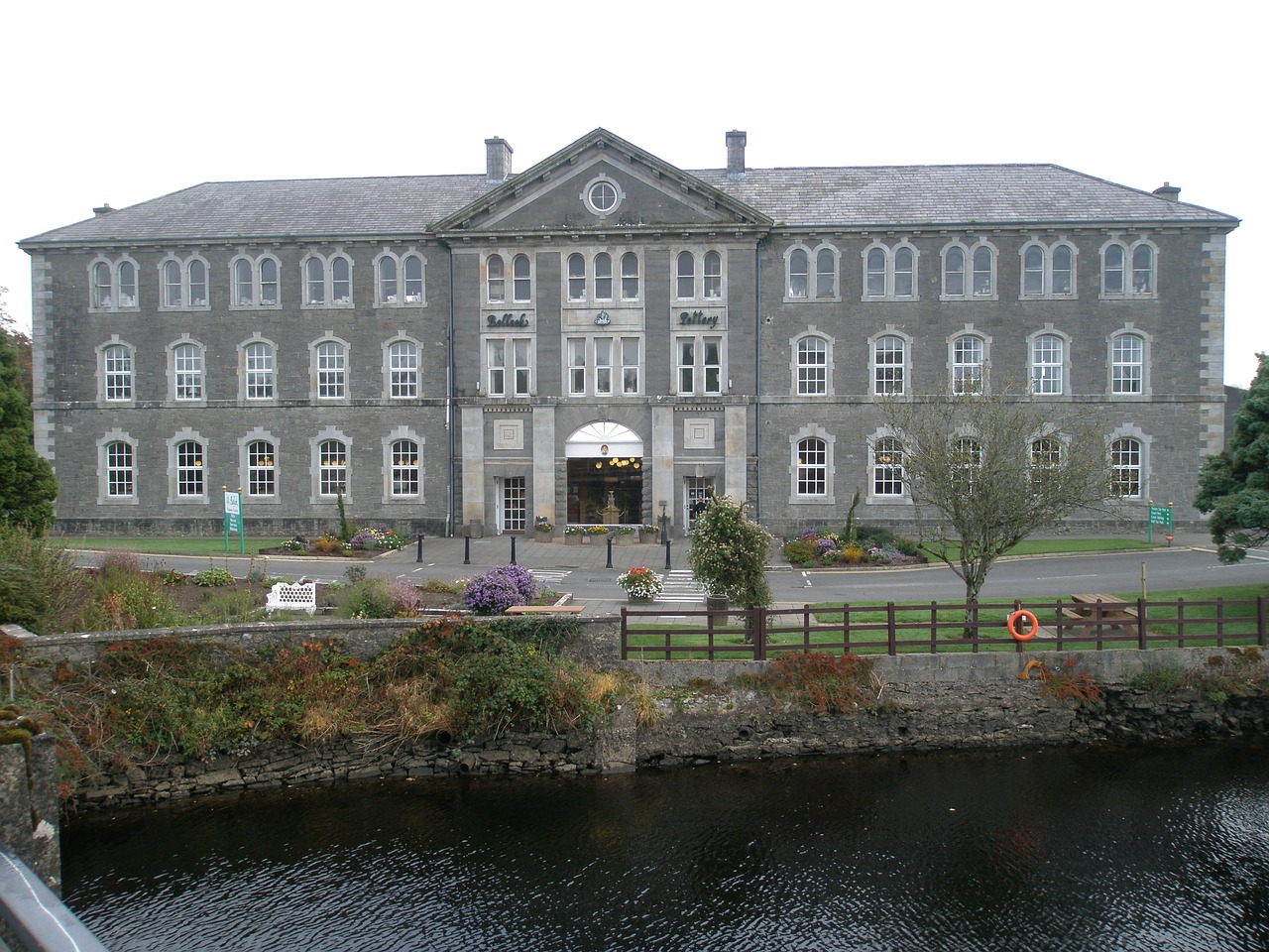 beleek pottery factory ireland free photo