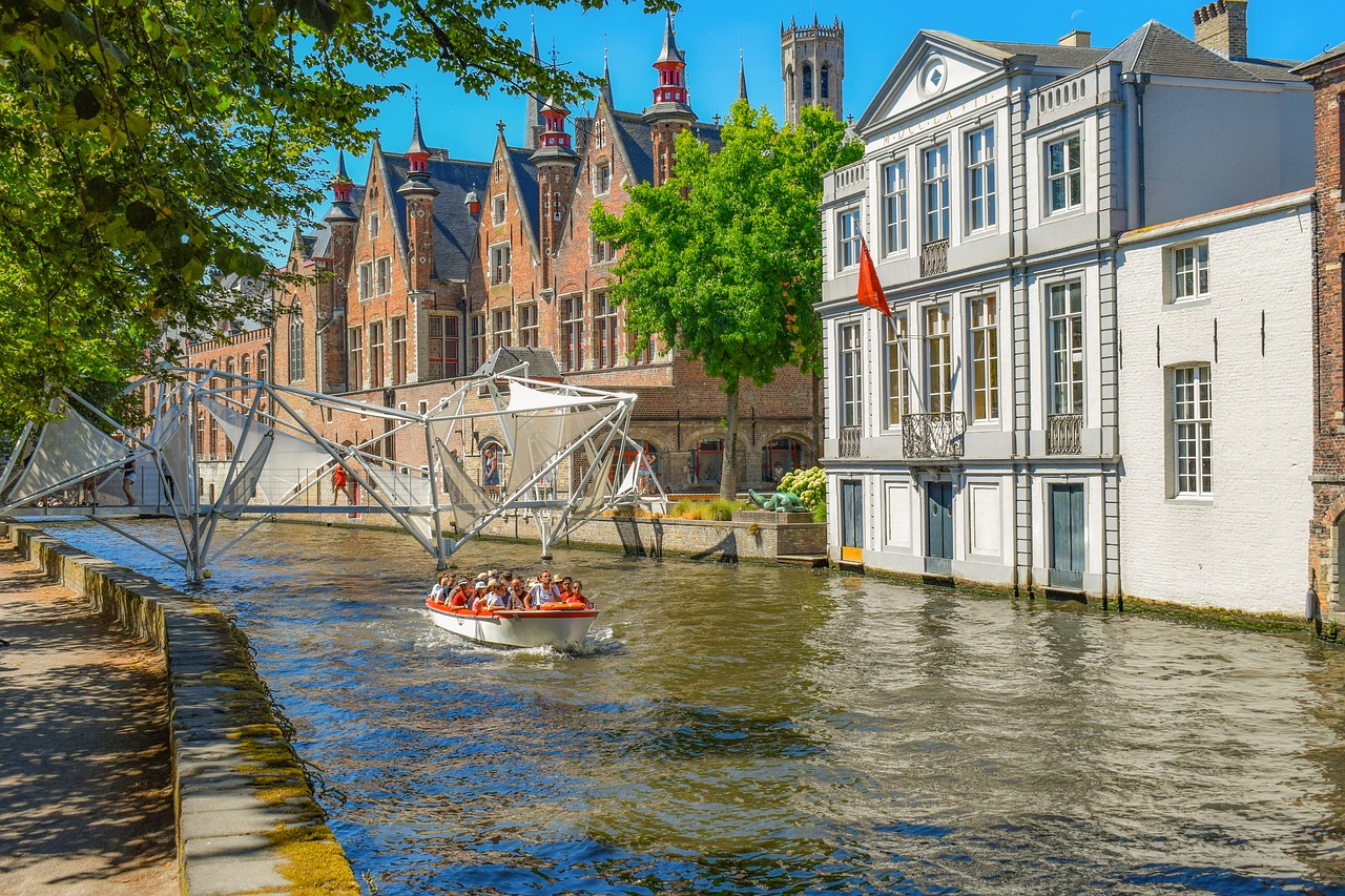belgium  brugge  canal free photo