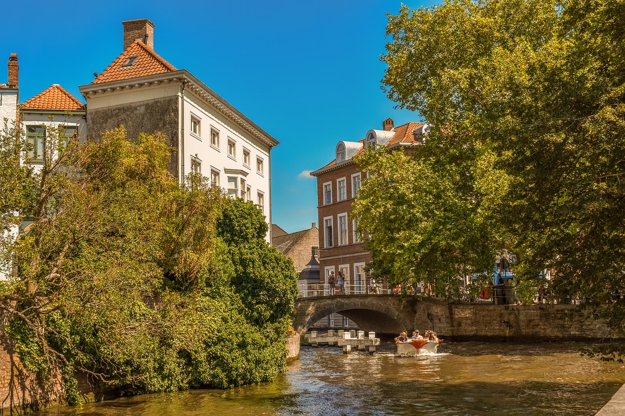 belgium  brugge  canal free photo