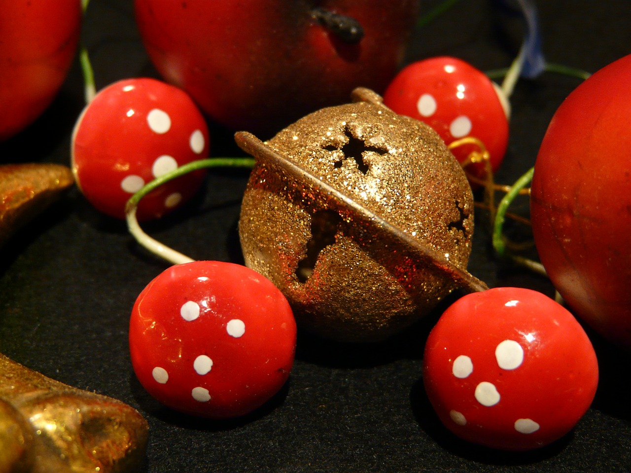 bell mushrooms christmas decoration free photo